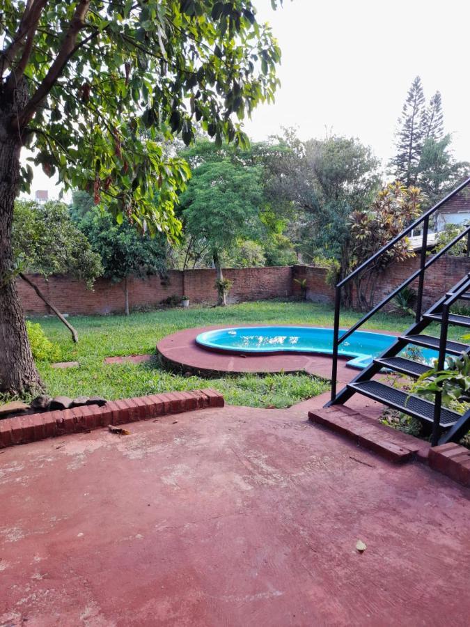 Residencial Villalobos Homestay *